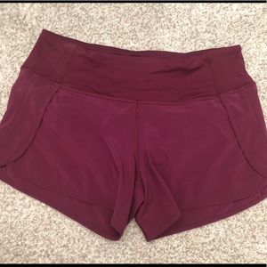 Lululemon Run Times 4” short (size 6)